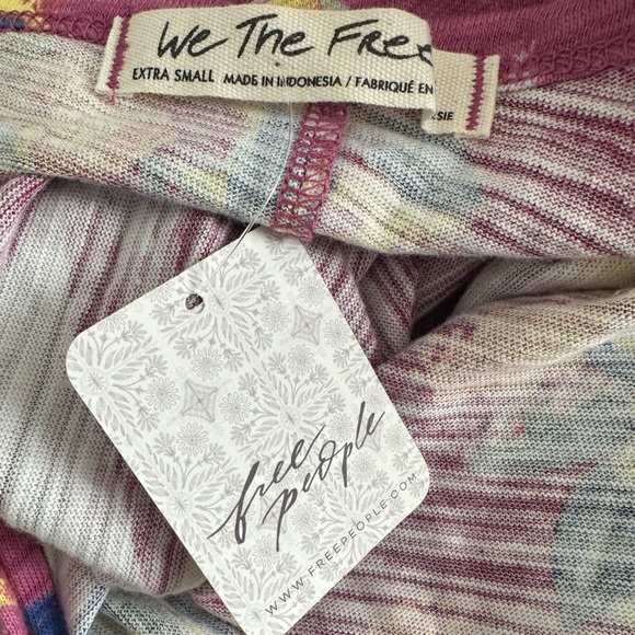 Free People We The Free Hey Girl Tank Purple Floral Crisscross Back NWT XS - Picture 2 of 5